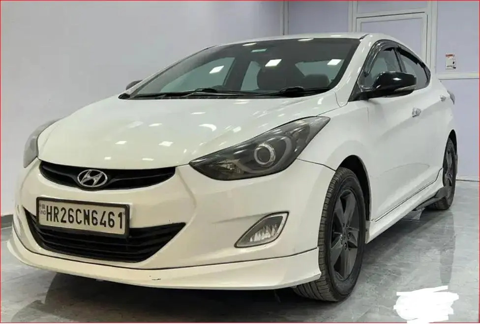 Hyundai Elantra 2.0 SX (O) 2015
