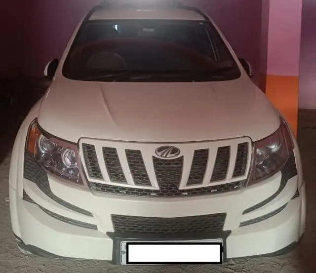 Mahindra XUV500 W4 2012