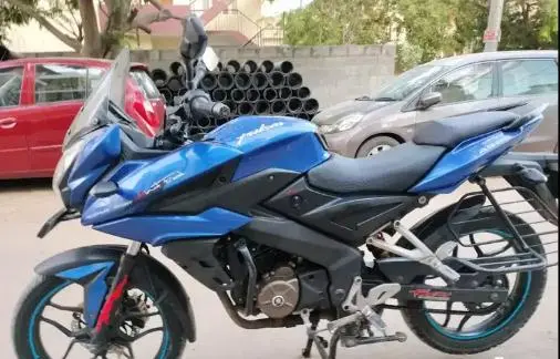 Bajaj Pulsar 150cc 2016