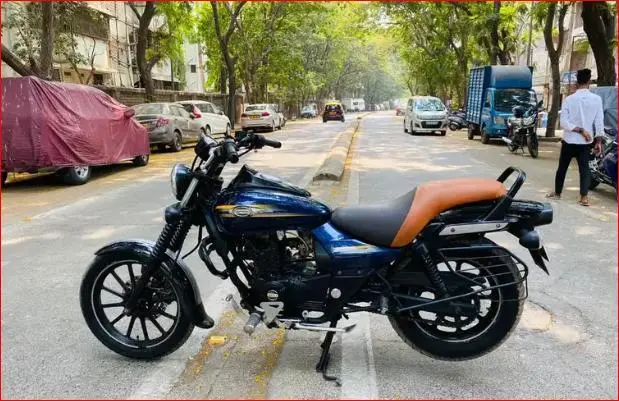 Bajaj Avenger Street 160 ABS FI BS6 2020
