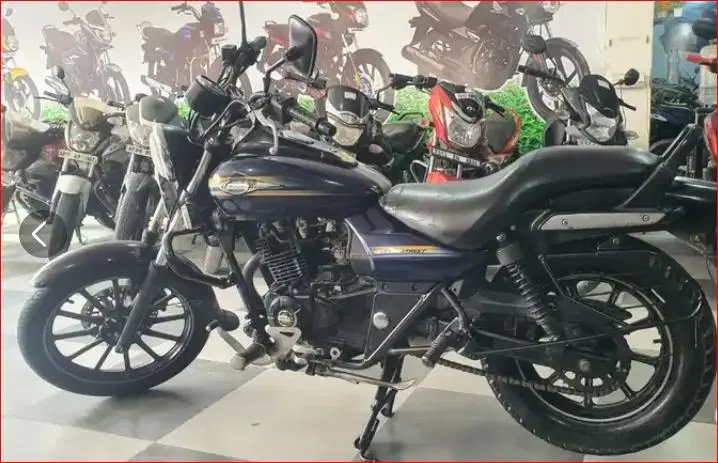 Bajaj Avenger Street 150 2017