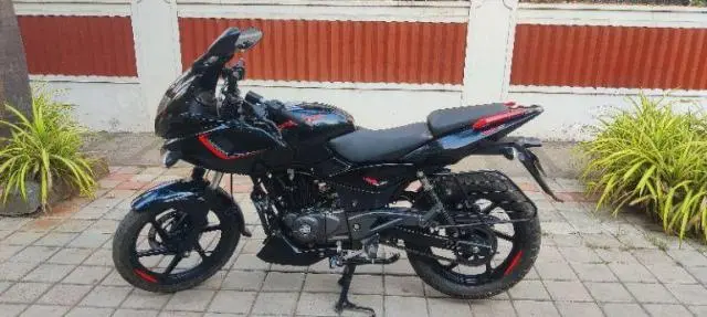 Bajaj Pulsar 180cc 2019