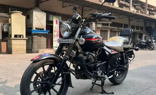 Bajaj Avenger 220cc 2016