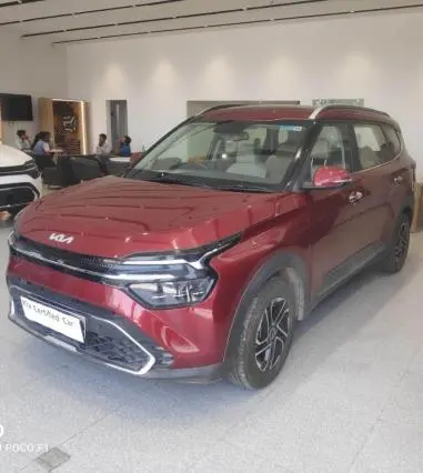 Kia Carens Premium 1.4 Petrol 7 STR 2022