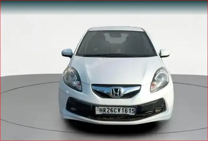 Honda Brio V AT 2015