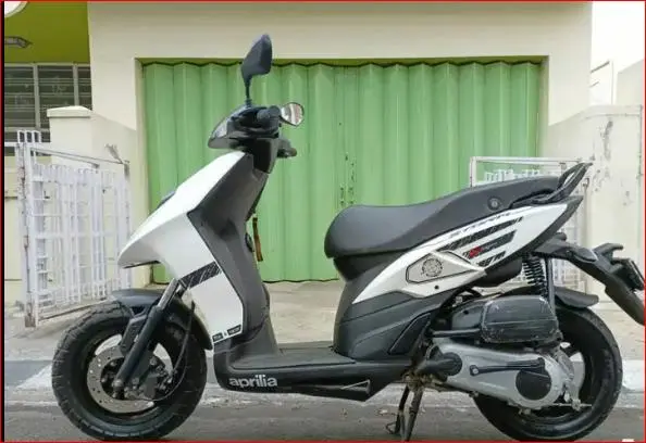 Aprilia SR125 Storm Fi 2022