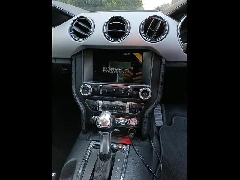 Ford Mustang GT Fastback 5.0L V8 2018