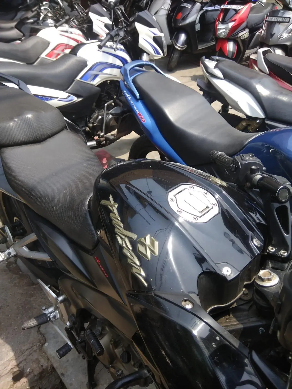 Bajaj Pulsar AS150 2015