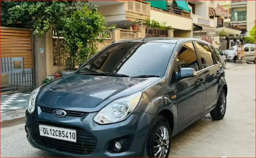Ford Figo 1.5D TITANIUM MT 2015