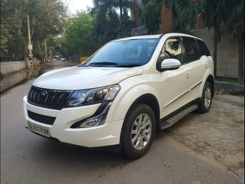 Mahindra XUV500 W10 1.99 2016
