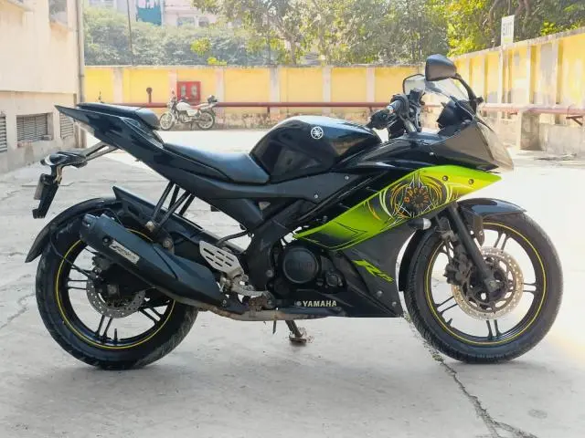 Yamaha YZF-R15 150cc 2013
