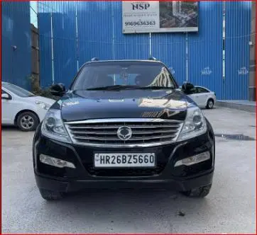 Mahindra Ssangyong Rexton RX7 2013