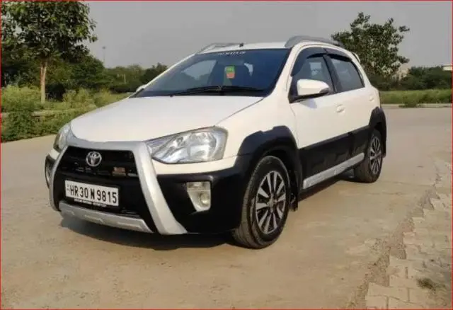 Toyota Etios Cross 1.4 GD 2015