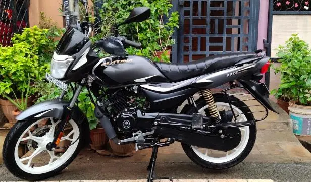 Bajaj Platina 110cc ES Disc BS6 2021