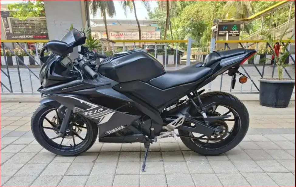 Yamaha YZF-R15 V3 150cc Darknight edition BS6 2021