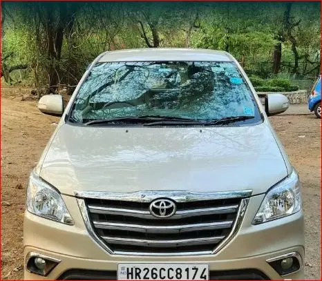 Toyota Innova 2.5 VX 7 STR BS III 2013