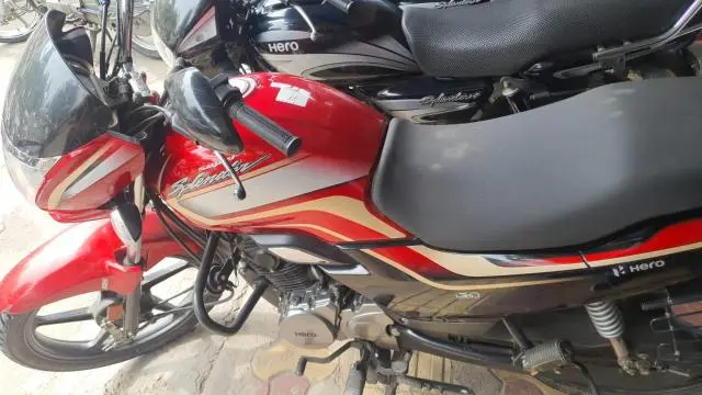 Hero Super Splendor Self Drum Alloy 125cc BS6 2020