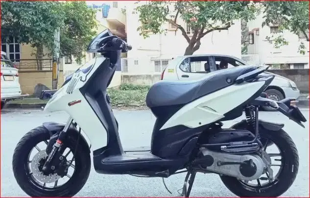 Aprilia SR 150 2017