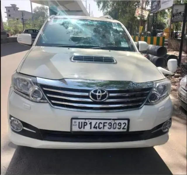 Toyota Fortuner 2.8 4x2 MT 2014