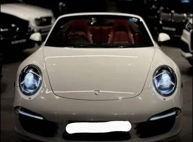 Porsche 911 CARRERA S 2015