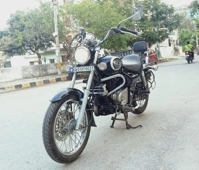 Bajaj Avenger 220cc 2017