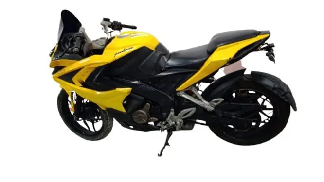 Bajaj Pulsar RS200 2016