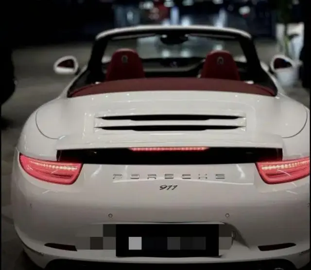 Porsche 911 Carrera 2013