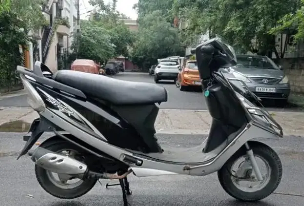 TVS Scooty Streak 100cc 2010