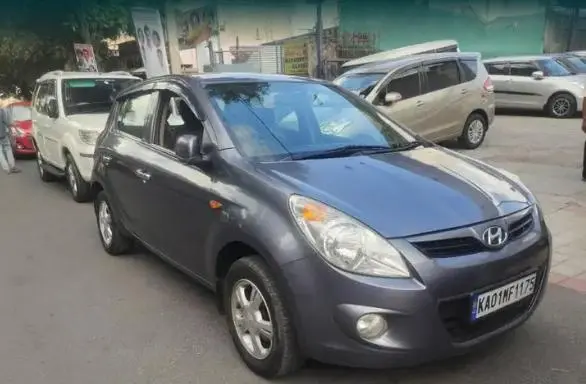 Hyundai i20 Asta 1.2 2010