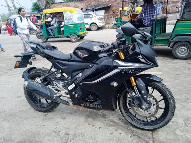 Yamaha YZF-R15 V4 Dark Knight 2022