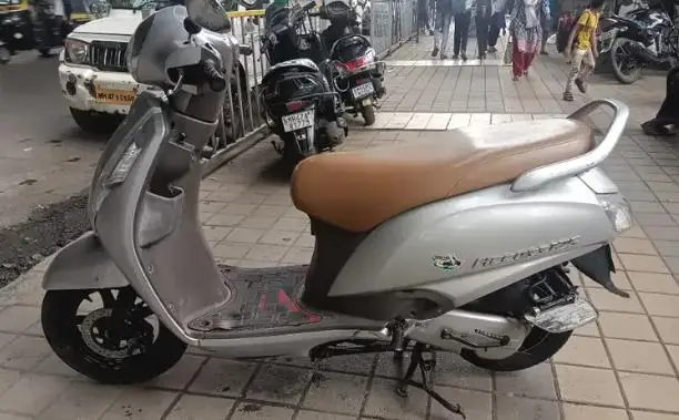 Suzuki Avenis 125 Ride Connect Edition 2021