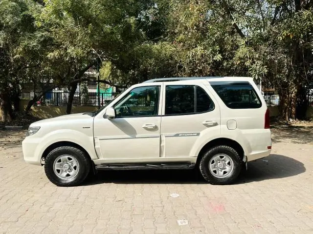 Tata Safari Storme 2.2 EX 4X2 2017