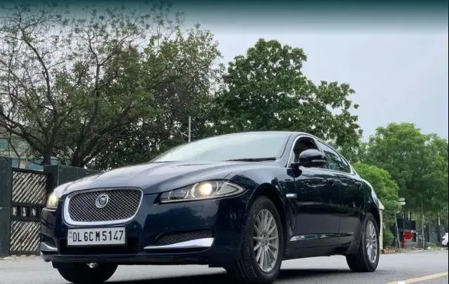 Jaguar XF 2.2 Diesel Luxury 2013