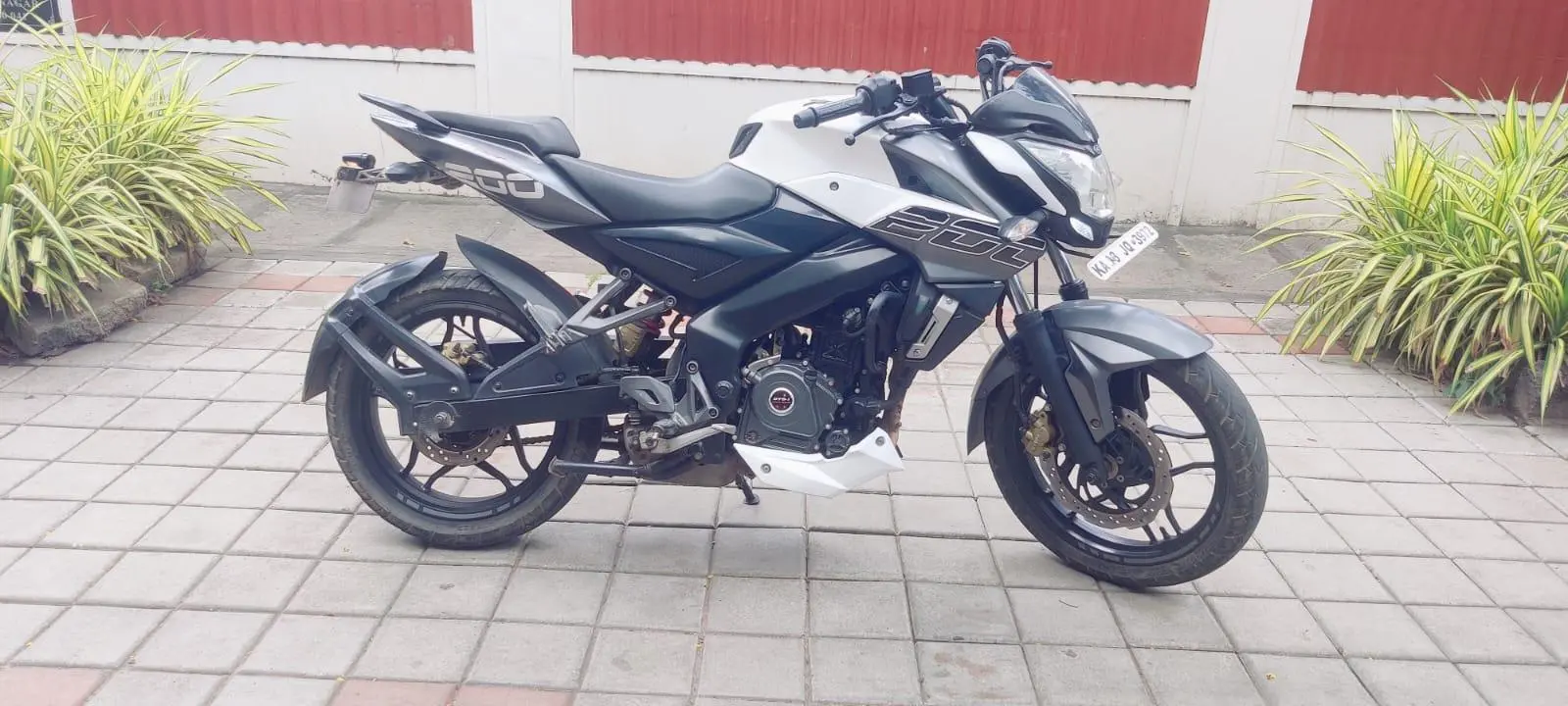 Bajaj Pulsar NS200 2018