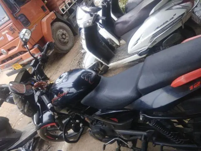 Bajaj Pulsar 125cc Drum BS6 2020