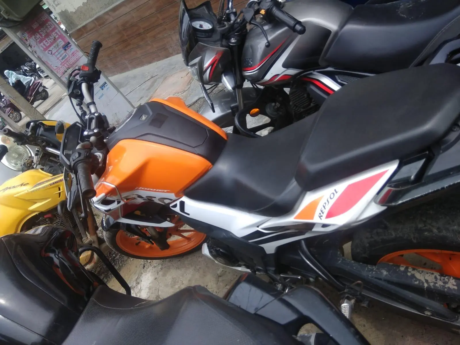 Honda Hornet 2.0 Repsol Edition 2021