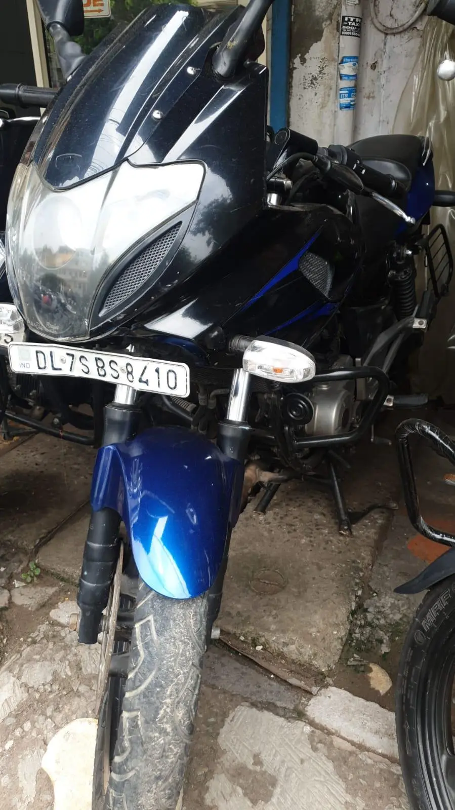 Bajaj Pulsar 220cc 2014