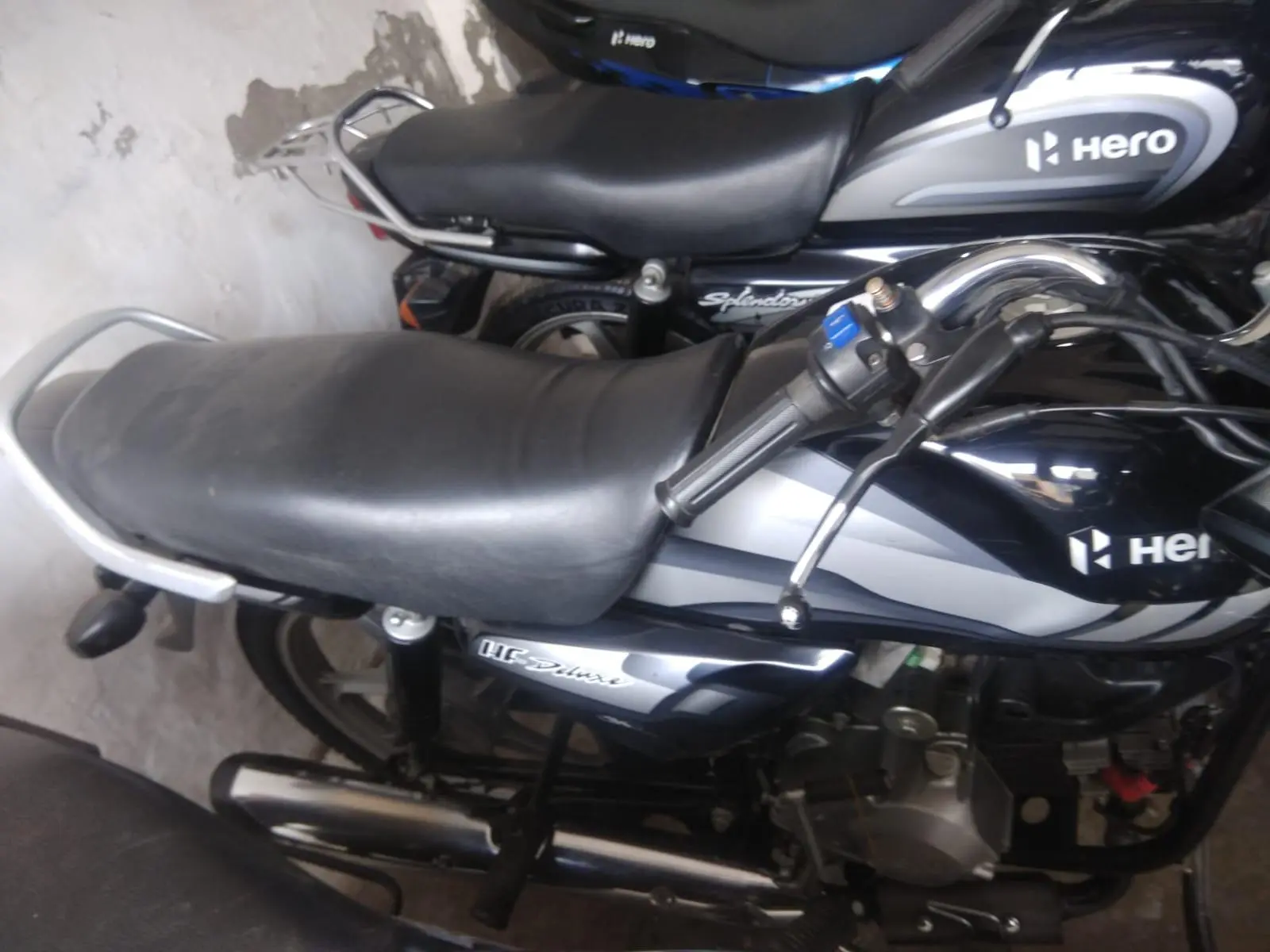 Hero HF Deluxe Self Alloy 100cc 2022