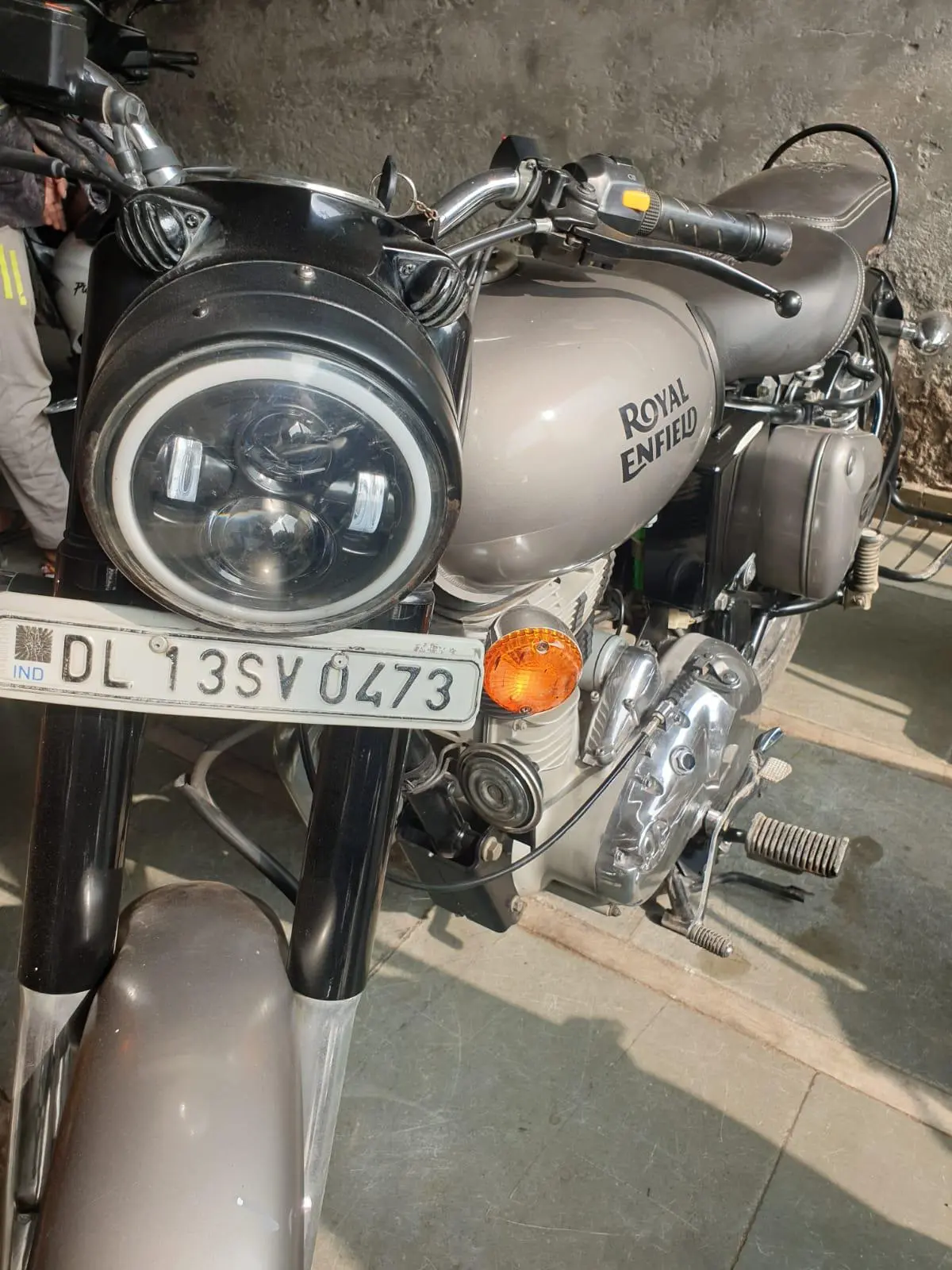 Royal Enfield Classic Gunmetal Grey 350cc 2017