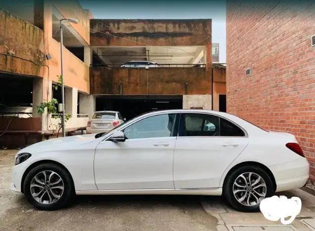 Mercedes-Benz C-Class 220 CDI AT 2017