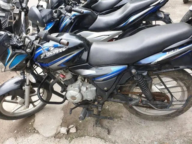 Bajaj Discover 100cc 2013