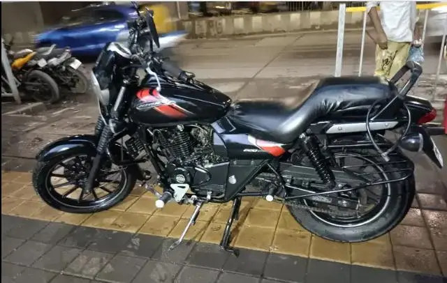 Bajaj Avenger Street 220 2018