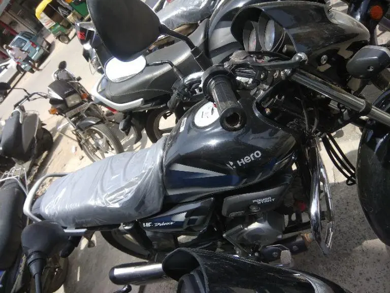 Hero HF Deluxe Kick Alloy 100cc 2022