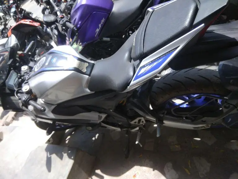 Yamaha YZF-R15 V4 Monster Energy Edition 2022