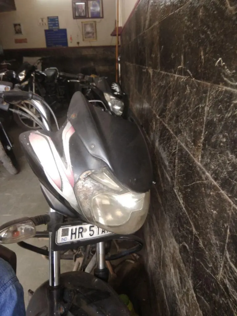 Bajaj Discover 100cc 2013