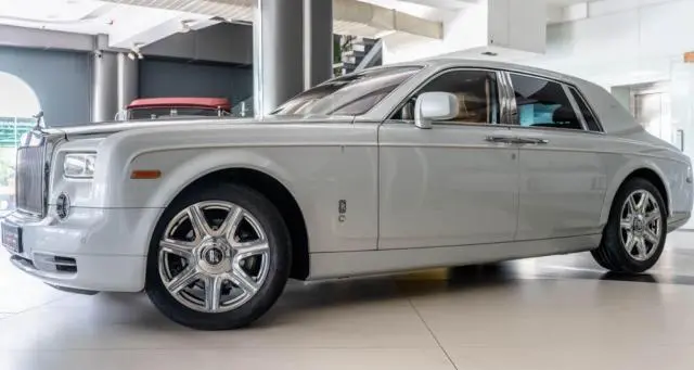 Rolls-Royce Phantom EWB 2017