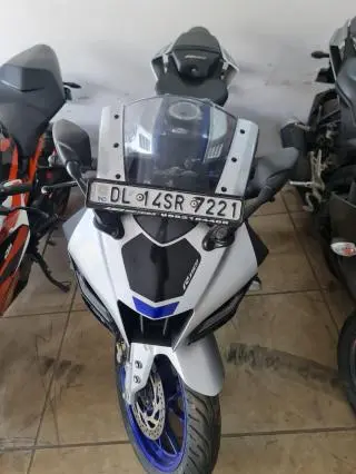 Yamaha YZF-R15 V4 Dark Knight 2022
