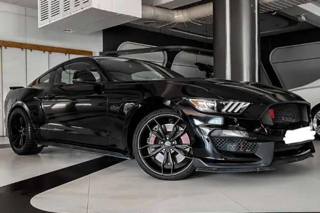 Ford Mustang GT Fastback 5.0L V8 2018