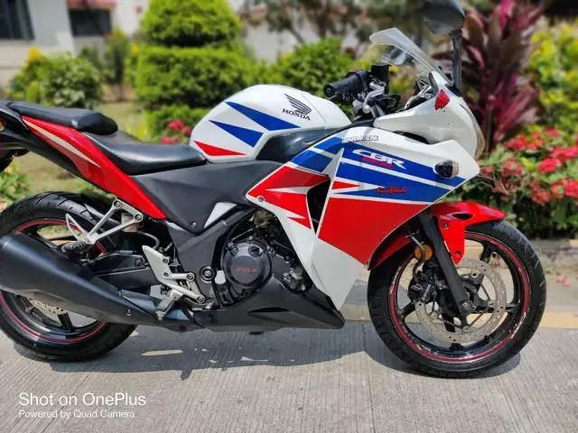 Honda CBR 250R 2013