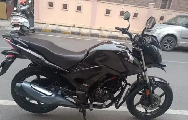 Honda CB Unicorn 160 CBS 2016